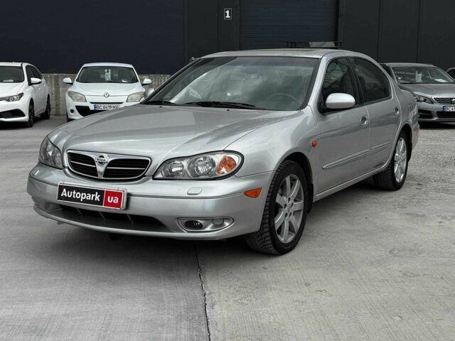 Серый Ниссан Максима, объемом двигателя 3 л и пробегом 144 тыс. км за 5940 $, фото 1 на Automoto.ua