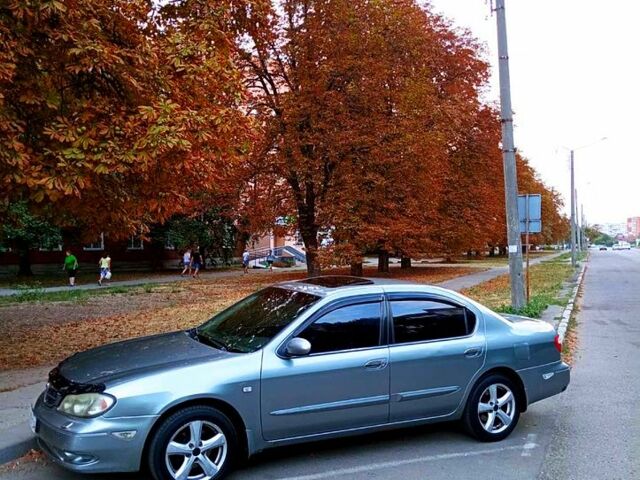 Серый Ниссан Максима, объемом двигателя 3 л и пробегом 323 тыс. км за 2900 $, фото 1 на Automoto.ua