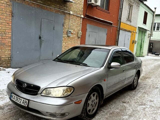 Сірий Ніссан Максіма, об'ємом двигуна 2 л та пробігом 250 тис. км за 2850 $, фото 1 на Automoto.ua