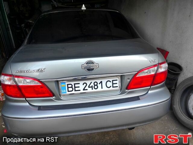 Серый Ниссан Максима, объемом двигателя 2 л и пробегом 320 тыс. км за 6200 $, фото 1 на Automoto.ua