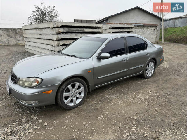 Серый Ниссан Максима, объемом двигателя 2 л и пробегом 280 тыс. км за 2200 $, фото 1 на Automoto.ua