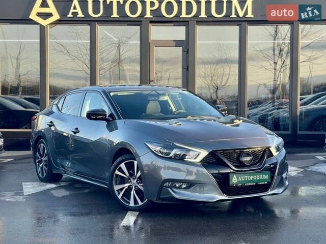 Серый Ниссан Максима, объемом двигателя 3.5 л и пробегом 220 тыс. км за 12999 $, фото 1 на Automoto.ua