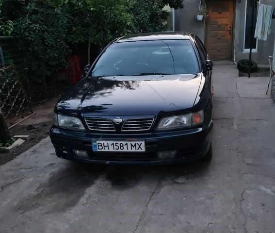 Синій Ніссан Максіма, об'ємом двигуна 2 л та пробігом 150 тис. км за 2350 $, фото 1 на Automoto.ua