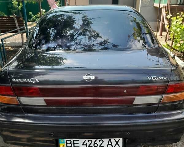 Синий Ниссан Максима, объемом двигателя 0 л и пробегом 258 тыс. км за 2900 $, фото 1 на Automoto.ua