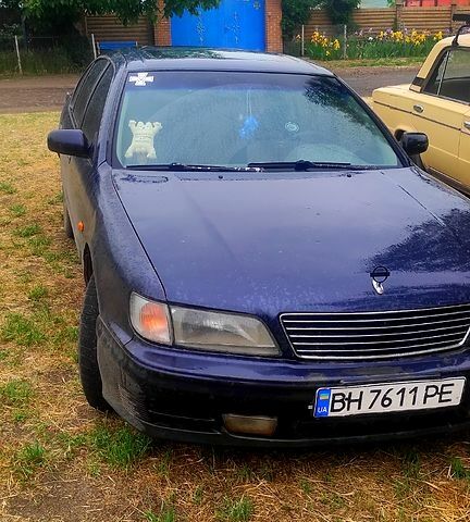 Синій Ніссан Максіма, об'ємом двигуна 2 л та пробігом 0 тис. км за 1250 $, фото 1 на Automoto.ua