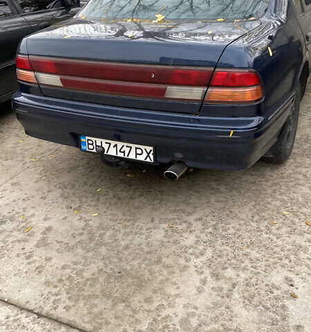 Синій Ніссан Максіма, об'ємом двигуна 2.99 л та пробігом 300 тис. км за 2350 $, фото 1 на Automoto.ua