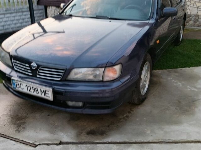 Синій Ніссан Максіма, об'ємом двигуна 3 л та пробігом 300 тис. км за 2300 $, фото 1 на Automoto.ua