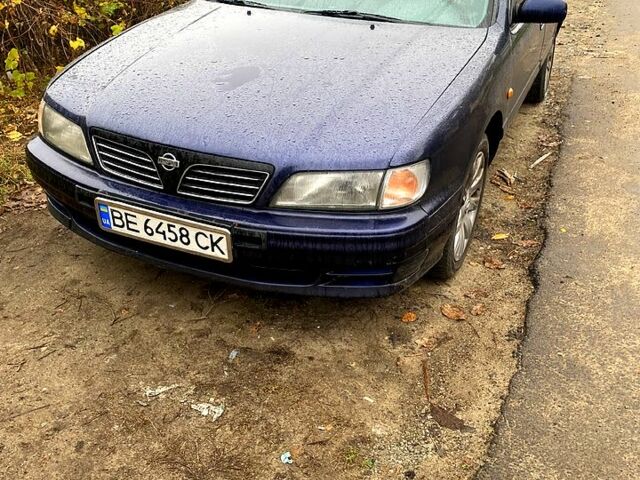 Синій Ніссан Максіма, об'ємом двигуна 3 л та пробігом 350 тис. км за 2800 $, фото 1 на Automoto.ua