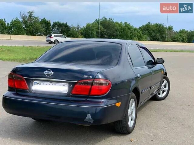 Синий Ниссан Максима, объемом двигателя 2.99 л и пробегом 360 тыс. км за 3500 $, фото 1 на Automoto.ua