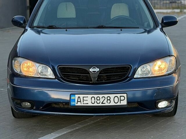 Синий Ниссан Максима, объемом двигателя 2.99 л и пробегом 350 тыс. км за 2599 $, фото 1 на Automoto.ua