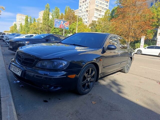 Синий Ниссан Максима, объемом двигателя 3 л и пробегом 297 тыс. км за 3200 $, фото 1 на Automoto.ua