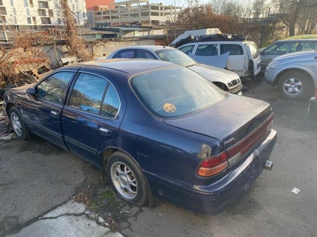 Синій Ніссан Максіма, об'ємом двигуна 2 л та пробігом 3 тис. км за 931 $, фото 1 на Automoto.ua