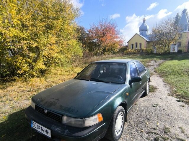Зелений Ніссан Максіма, об'ємом двигуна 3 л та пробігом 1 тис. км за 750 $, фото 1 на Automoto.ua