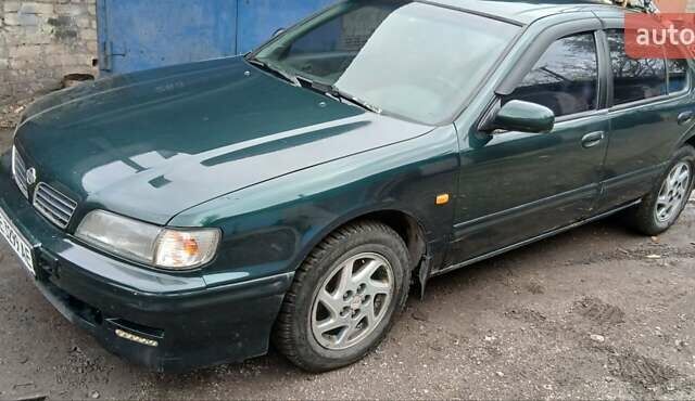 Ниссан Максима 1995 в Кривом Роге на Automoto.ua Зеленый Ниссан Максима, объемом двигателя 2 л и пробегом 500 тыс. км за 1500 $, фото 1 на Automoto.ua
