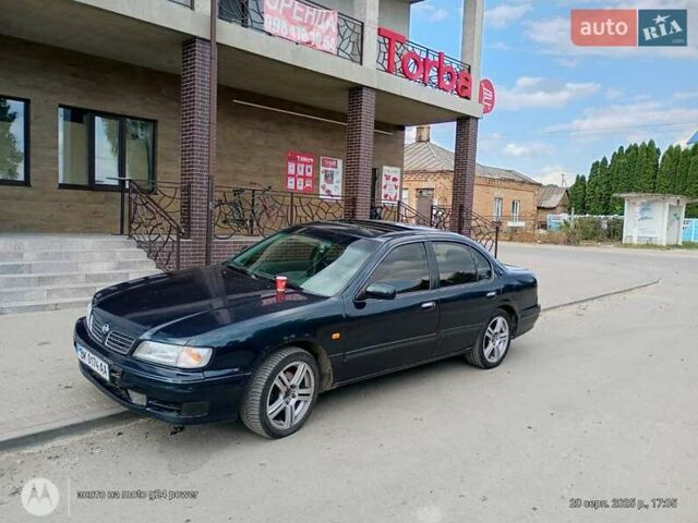 Зеленый Ниссан Максима, объемом двигателя 2 л и пробегом 309 тыс. км за 2200 $, фото 1 на Automoto.ua