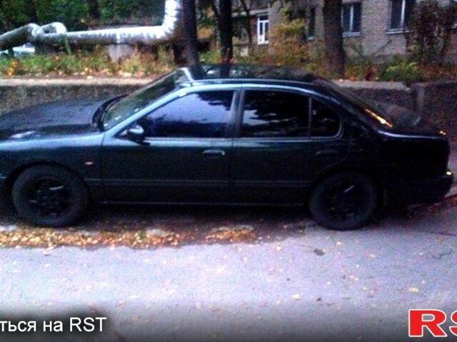 Зеленый Ниссан Максима, объемом двигателя 2 л и пробегом 0 тыс. км за 1000 $, фото 1 на Automoto.ua