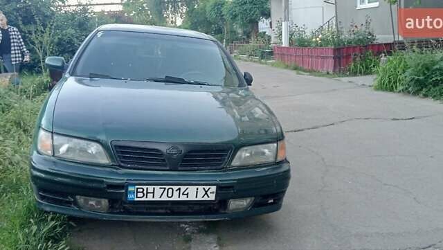 Зелений Ніссан Максіма, об'ємом двигуна 2 л та пробігом 325 тис. км за 2700 $, фото 1 на Automoto.ua