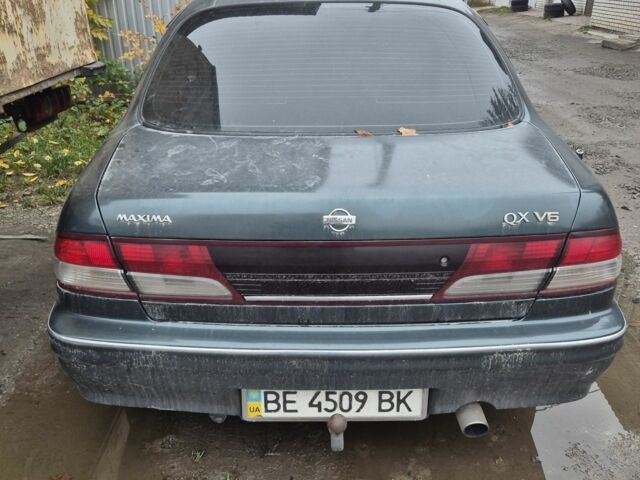 Зеленый Ниссан Максима, объемом двигателя 2 л и пробегом 2 тыс. км за 1400 $, фото 1 на Automoto.ua