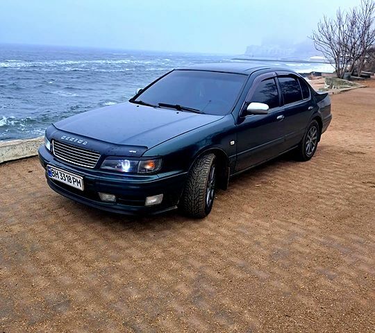 Зеленый Ниссан Максима, объемом двигателя 3 л и пробегом 384 тыс. км за 4780 $, фото 1 на Automoto.ua