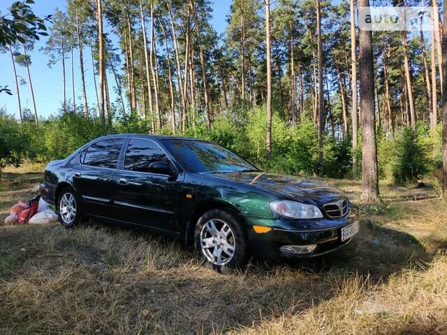 Зелений Ніссан Максіма, об'ємом двигуна 3 л та пробігом 303 тис. км за 4700 $, фото 1 на Automoto.ua