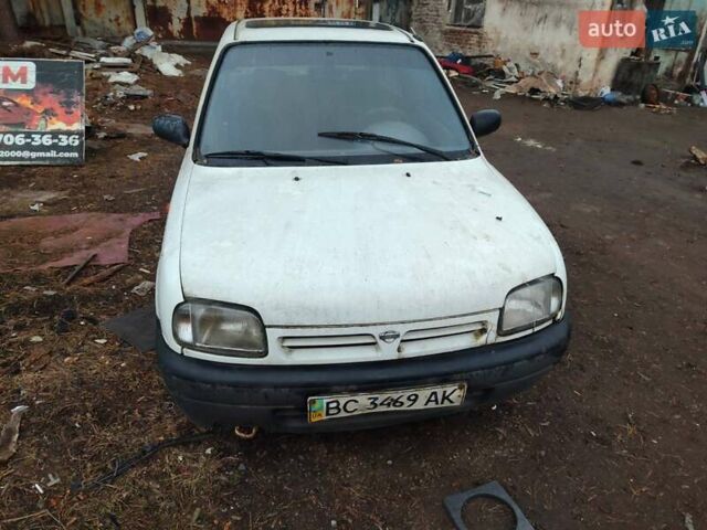 Белый Ниссан Микра, объемом двигателя 1.02 л и пробегом 299 тыс. км за 790 $, фото 1 на Automoto.ua