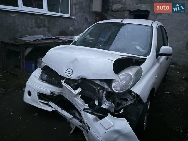 Білий Ніссан Мікра, об'ємом двигуна 1.2 л та пробігом 135 тис. км за 3200 $, фото 1 на Automoto.ua