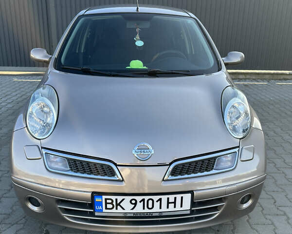 Бежевий Ніссан Мікра, об'ємом двигуна 1.2 л та пробігом 163 тис. км за 5000 $, фото 1 на Automoto.ua