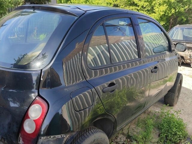 Черный Ниссан Микра, объемом двигателя 0 л и пробегом 100 тыс. км за 770 $, фото 1 на Automoto.ua