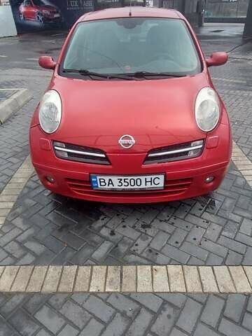 Красный Ниссан Микра, объемом двигателя 1.4 л и пробегом 122 тыс. км за 6000 $, фото 1 на Automoto.ua