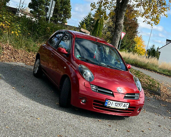 Красный Ниссан Микра, объемом двигателя 1.4 л и пробегом 274 тыс. км за 4450 $, фото 1 на Automoto.ua