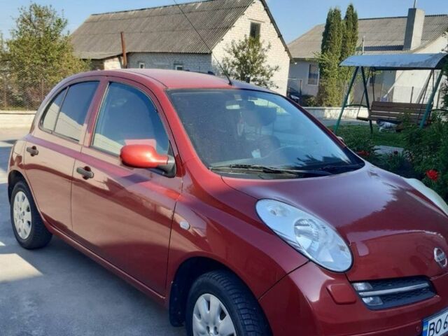 Красный Ниссан Микра, объемом двигателя 1.2 л и пробегом 110 тыс. км за 5650 $, фото 1 на Automoto.ua