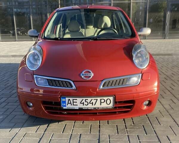 Красный Ниссан Микра, объемом двигателя 1.2 л и пробегом 131 тыс. км за 6100 $, фото 1 на Automoto.ua
