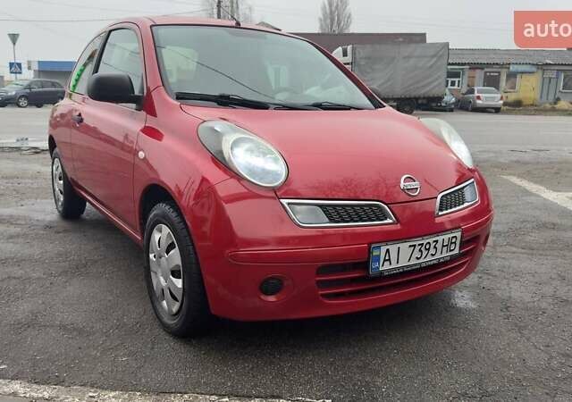 Красный Ниссан Микра, объемом двигателя 1.2 л и пробегом 192 тыс. км за 3900 $, фото 1 на Automoto.ua