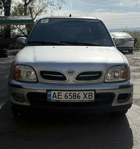 Серый Ниссан Микра, объемом двигателя 1.4 л и пробегом 204 тыс. км за 1900 $, фото 1 на Automoto.ua