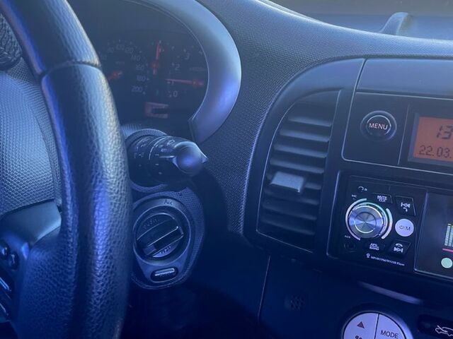 Сірий Ніссан Мікра, об'ємом двигуна 1.4 л та пробігом 300 тис. км за 3700 $, фото 1 на Automoto.ua