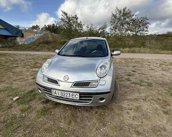 Серый Ниссан Микра, объемом двигателя 1.24 л и пробегом 168 тыс. км за 3600 $, фото 1 на Automoto.ua
