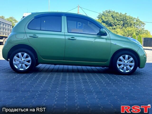 Зеленый Ниссан Микра, объемом двигателя 1.4 л и пробегом 95 тыс. км за 3900 $, фото 1 на Automoto.ua