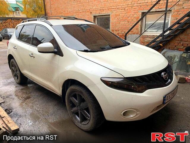 Белый Ниссан Мурано, объемом двигателя 3.5 л и пробегом 250 тыс. км за 8999 $, фото 1 на Automoto.ua