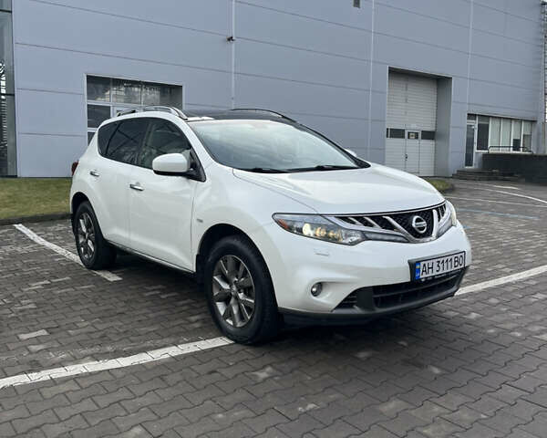 Белый Ниссан Мурано, объемом двигателя 3.5 л и пробегом 185 тыс. км за 11500 $, фото 1 на Automoto.ua