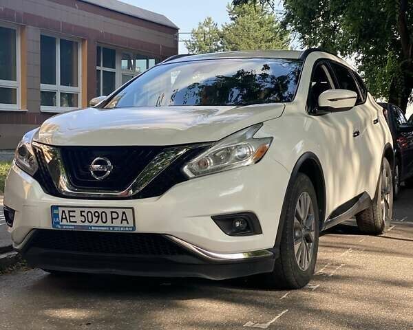 Белый Ниссан Мурано, объемом двигателя 3.5 л и пробегом 152 тыс. км за 15090 $, фото 1 на Automoto.ua