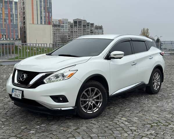 Белый Ниссан Мурано, объемом двигателя 3.5 л и пробегом 124 тыс. км за 15499 $, фото 1 на Automoto.ua