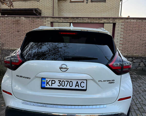 Белый Ниссан Мурано, объемом двигателя 3.5 л и пробегом 177 тыс. км за 19300 $, фото 1 на Automoto.ua