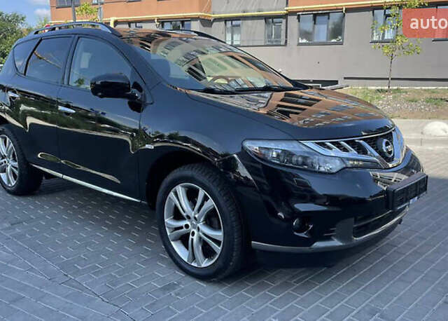 Черный Ниссан Мурано, объемом двигателя 2.49 л и пробегом 218 тыс. км за 16300 $, фото 1 на Automoto.ua