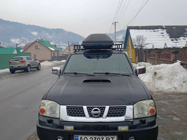Черный Ниссан НП, объемом двигателя 2.5 л и пробегом 270 тыс. км за 13100 $, фото 1 на Automoto.ua