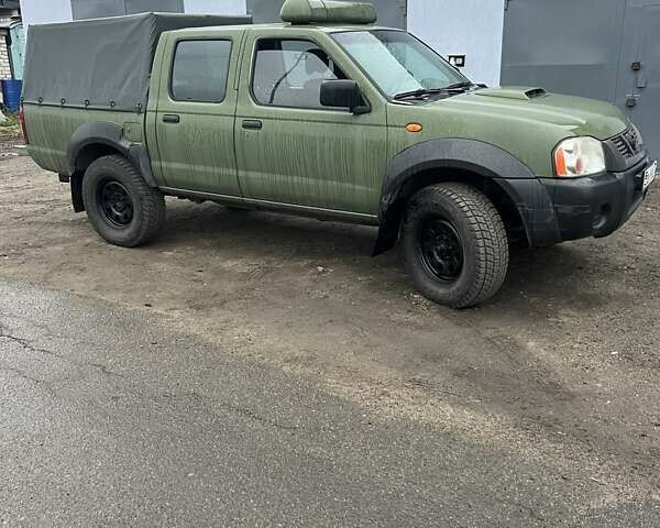 Зелений Ніссан НП300, об'ємом двигуна 2.49 л та пробігом 200 тис. км за 8700 $, фото 1 на Automoto.ua