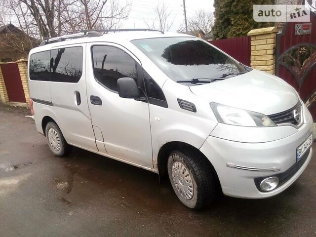 Ниссан НВ, объемом двигателя 1.5 л и пробегом 108 тыс. км за 8600 $, фото 1 на Automoto.ua