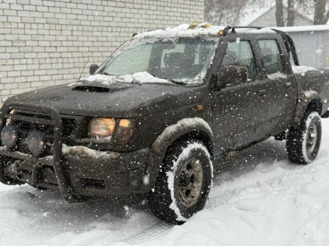 Черный Ниссан Навара, объемом двигателя 0 л и пробегом 250 тыс. км за 3300 $, фото 1 на Automoto.ua