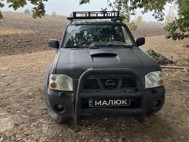 Черный Ниссан Навара, объемом двигателя 0 л и пробегом 260 тыс. км за 5000 $, фото 1 на Automoto.ua