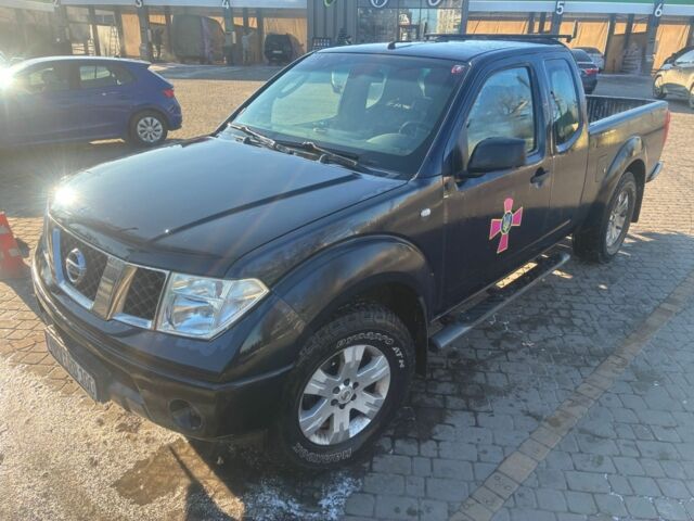 Черный Ниссан Навара, объемом двигателя 2.5 л и пробегом 251 тыс. км за 4600 $, фото 1 на Automoto.ua