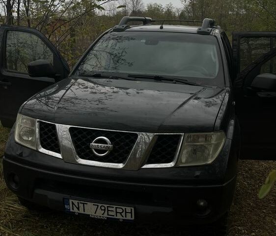 Черный Ниссан Навара, объемом двигателя 0 л и пробегом 280 тыс. км за 5250 $, фото 1 на Automoto.ua